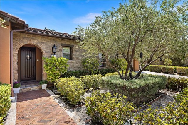 8 Gaucho, Ladera Ranch, CA 92694
