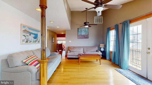 704 W RIO GRANDE AVE, Wildwood, NJ 08260