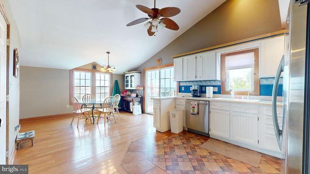 704 W RIO GRANDE AVE, Wildwood, NJ 08260