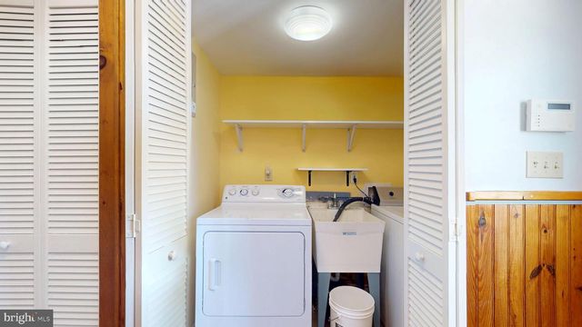 704 W RIO GRANDE AVE, Wildwood, NJ 08260