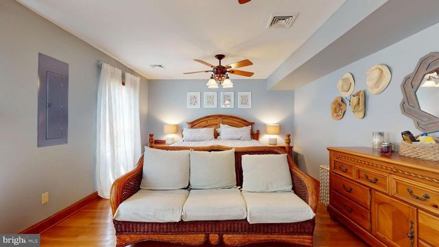 704 W RIO GRANDE AVE, Wildwood, NJ 08260