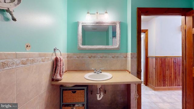 704 W RIO GRANDE AVE, Wildwood, NJ 08260