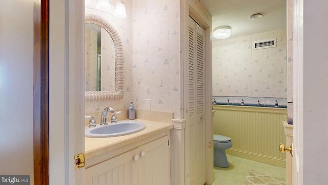 704 W RIO GRANDE AVE, Wildwood, NJ 08260