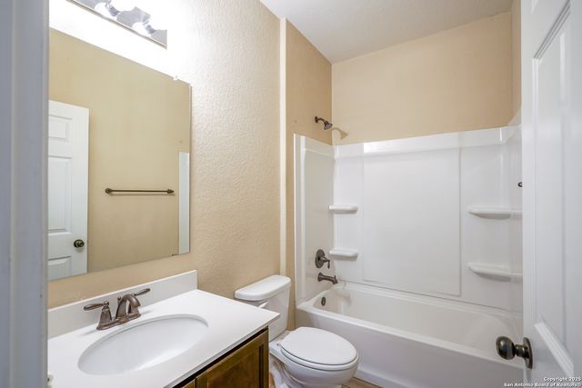 3726 COYOTE CREEK, Schertz, TX 78154