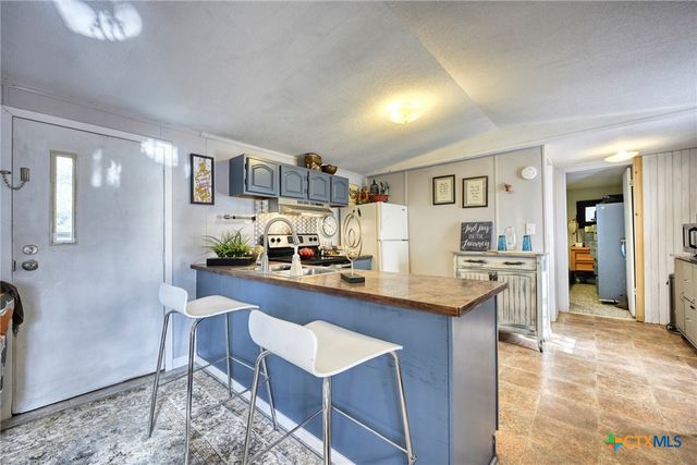 1331 Hammermill, Canyon Lake, TX 78133