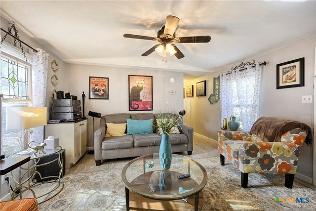 1331 Hammermill, Canyon Lake, TX 78133