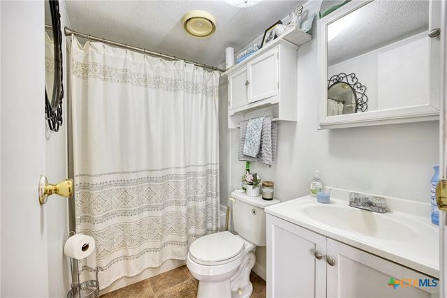 1331 Hammermill, Canyon Lake, TX 78133