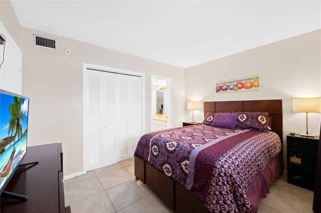 2750 W Golf Boulevard 233, Pompano Beach, FL 33064