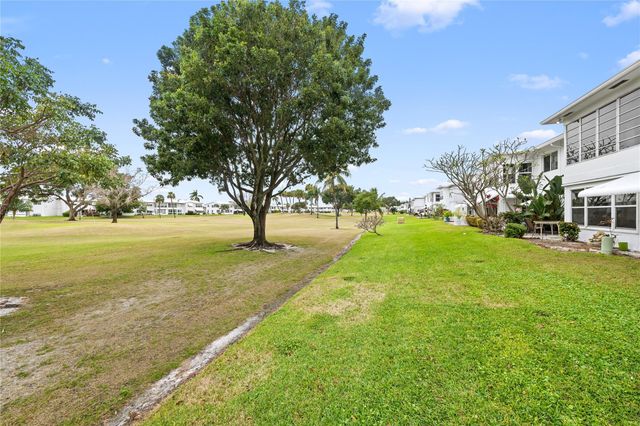 2750 W Golf Boulevard 233, Pompano Beach, FL 33064