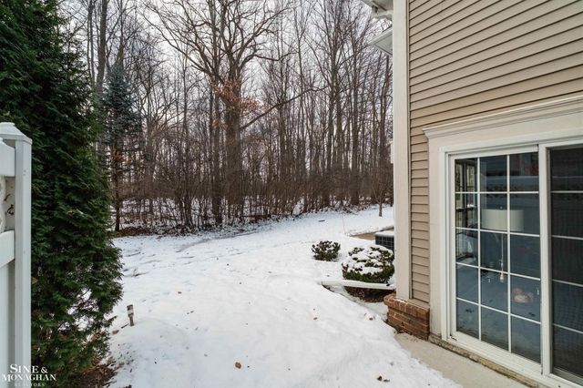 25646 Maritime Circle, Harrison Twp, MI 48045