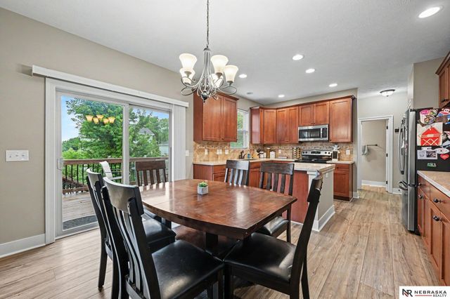 17019 Chandler Street, Omaha, NE 68136