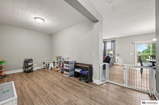 17019 Chandler Street, Omaha, NE 68136