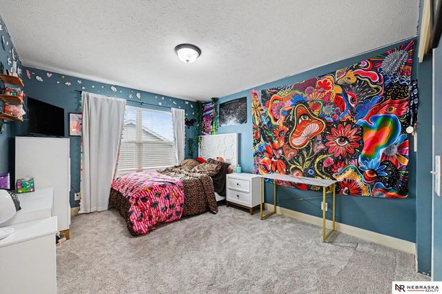 17019 Chandler Street, Omaha, NE 68136