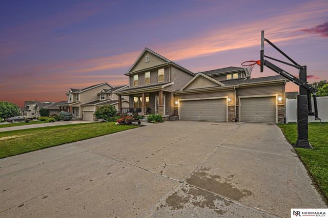 17019 Chandler Street, Omaha, NE 68136