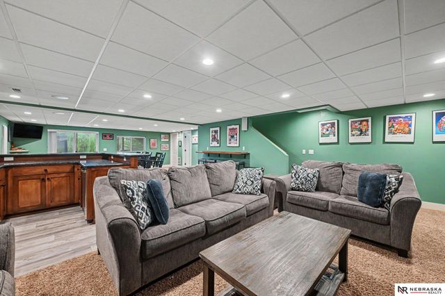 17019 Chandler Street, Omaha, NE 68136