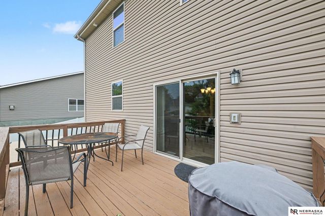 17019 Chandler Street, Omaha, NE 68136