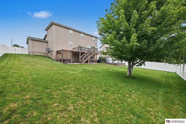 17019 Chandler Street, Omaha, NE 68136