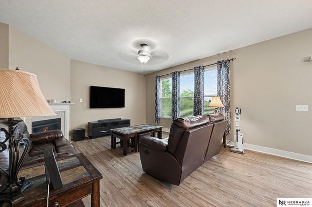 17019 Chandler Street, Omaha, NE 68136