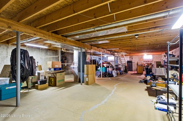 1746 Holly Ct, Radcliff, KY 40160