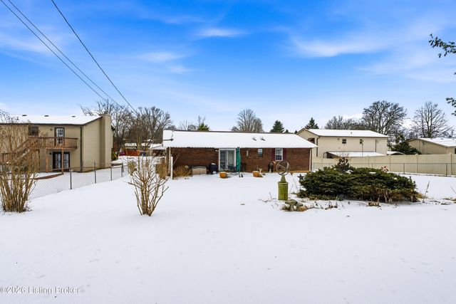 1746 Holly Ct, Radcliff, KY 40160