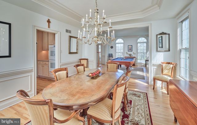 37 ALEXANDERS CT, Newtown, PA 18940