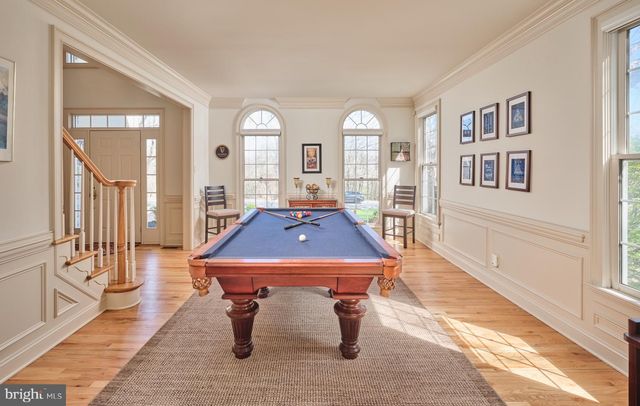 37 ALEXANDERS CT, Newtown, PA 18940
