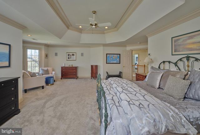 37 ALEXANDERS CT, Newtown, PA 18940