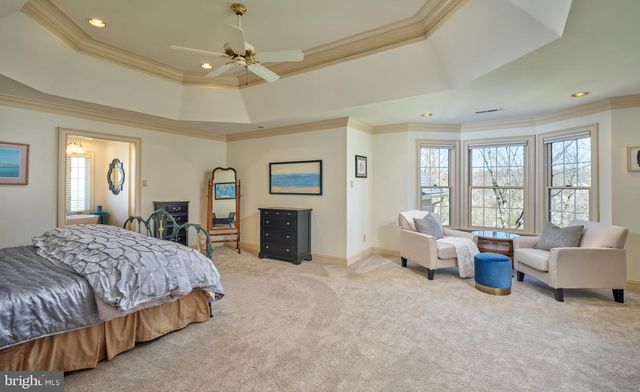 37 ALEXANDERS CT, Newtown, PA 18940
