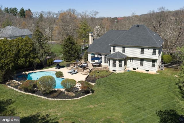 37 ALEXANDERS CT, Newtown, PA 18940