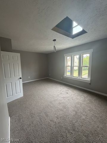 6813 Polonia Avenue, Cleveland, OH 44105