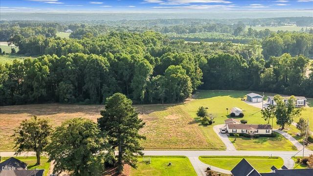 000 Healthy Plains Church Road, Sims, NC 27880