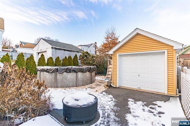 350 Greylock Parkway, Belleville, NJ 07109