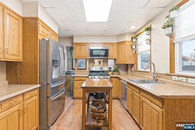 350 Greylock Parkway, Belleville, NJ 07109