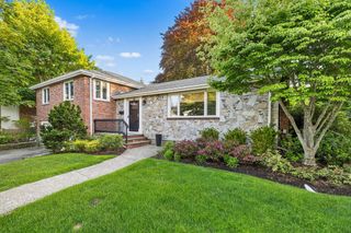59 Deborah Rd, Newton, MA 01862