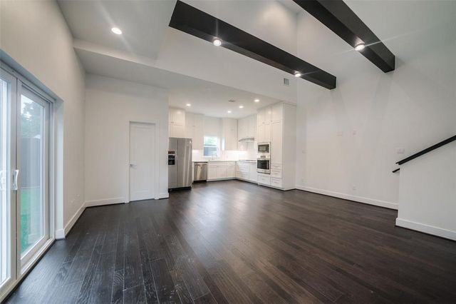 7714 Jacquelyn Oaks Road, Houston, TX 77055