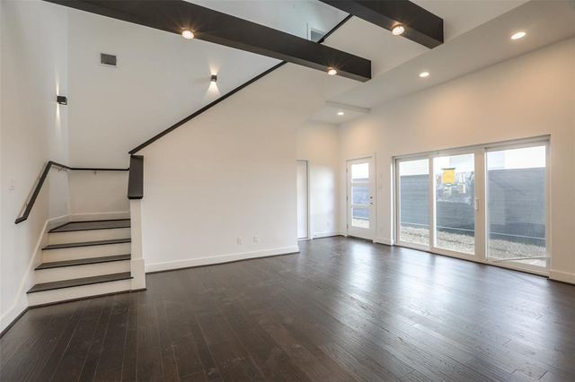 7714 Jacquelyn Oaks Road, Houston, TX 77055