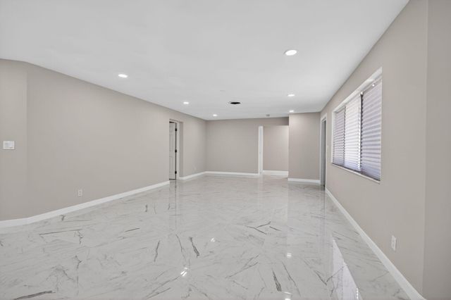 9361 SE Duncan Street, Hobe Sound, FL 33455