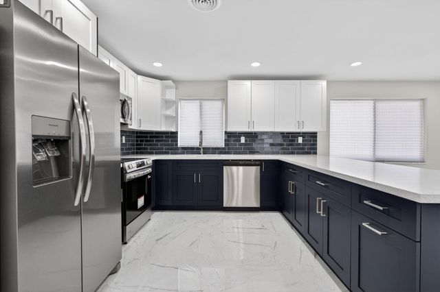 9361 SE Duncan Street, Hobe Sound, FL 33455