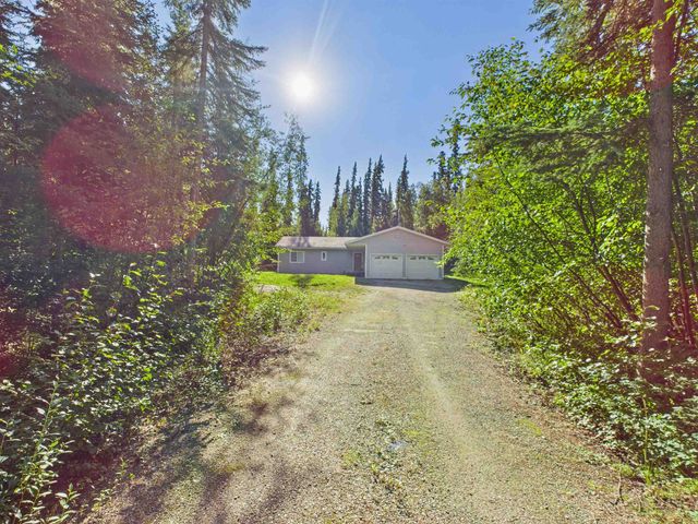 1770 CHRISTINE DRIVE, North Pole, AK 99705