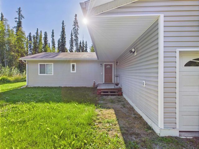 1770 CHRISTINE DRIVE, North Pole, AK 99705
