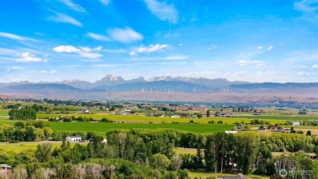 5881 Cove Road, Ellensburg, WA 98926
