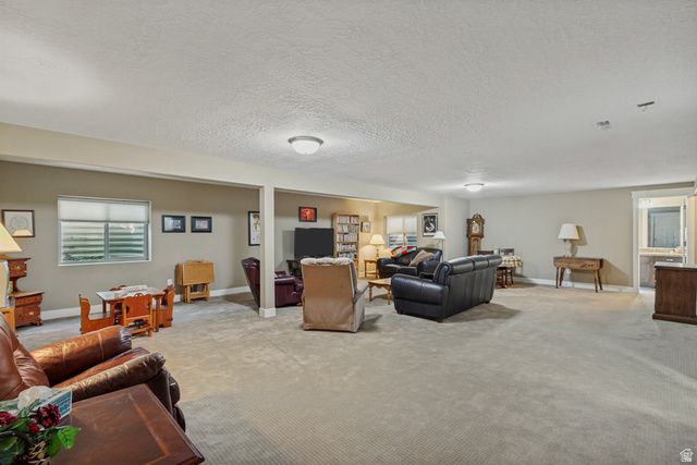 10254 S CROW WING DR, South Jordan, UT 84009