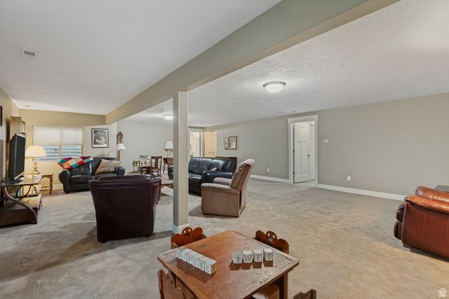 10254 S CROW WING DR, South Jordan, UT 84009