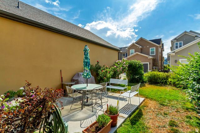 10254 S CROW WING DR, South Jordan, UT 84009
