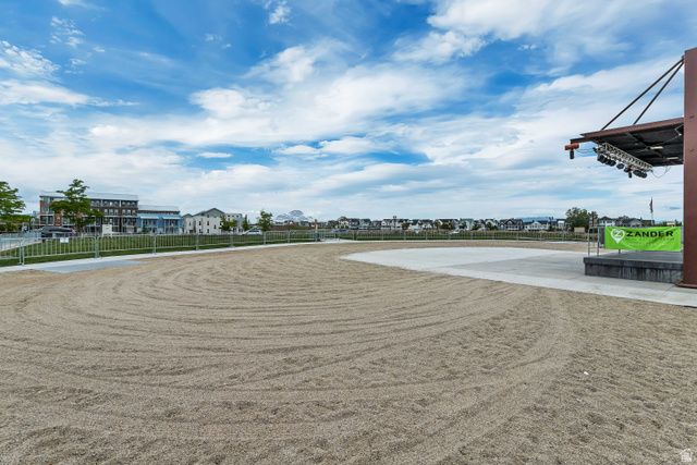 10254 S CROW WING DR, South Jordan, UT 84009
