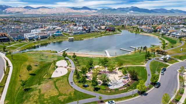 10254 S CROW WING DR, South Jordan, UT 84009