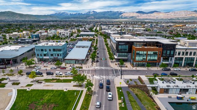 10254 S CROW WING DR, South Jordan, UT 84009