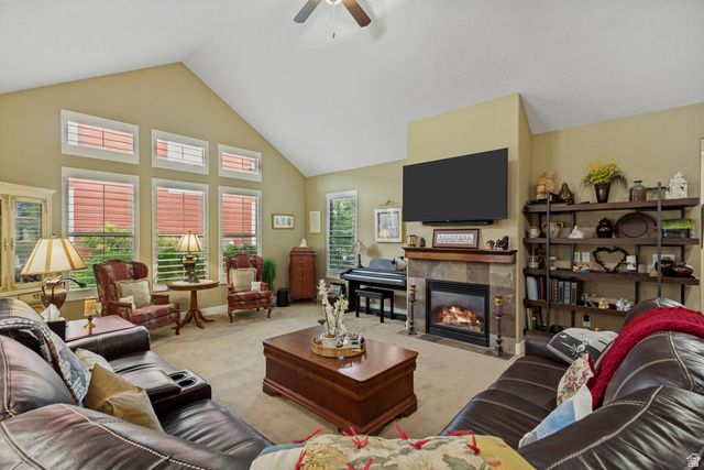 10254 S CROW WING DR, South Jordan, UT 84009