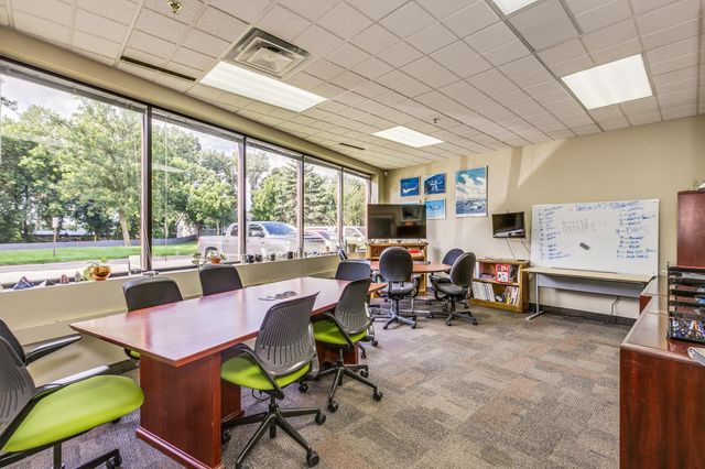 10220 73rd Avenue N, Maple Grove, MN 55369