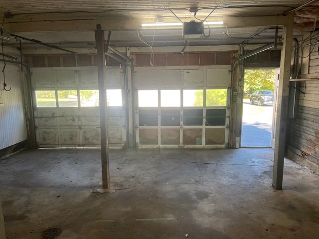 19 Montello, Middleboro, MA 02346